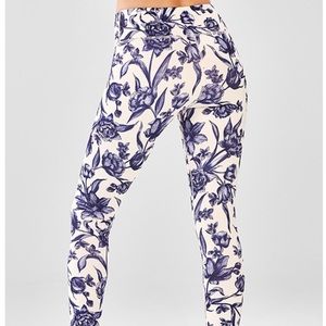 Fabletics Salar printed powerhold legging